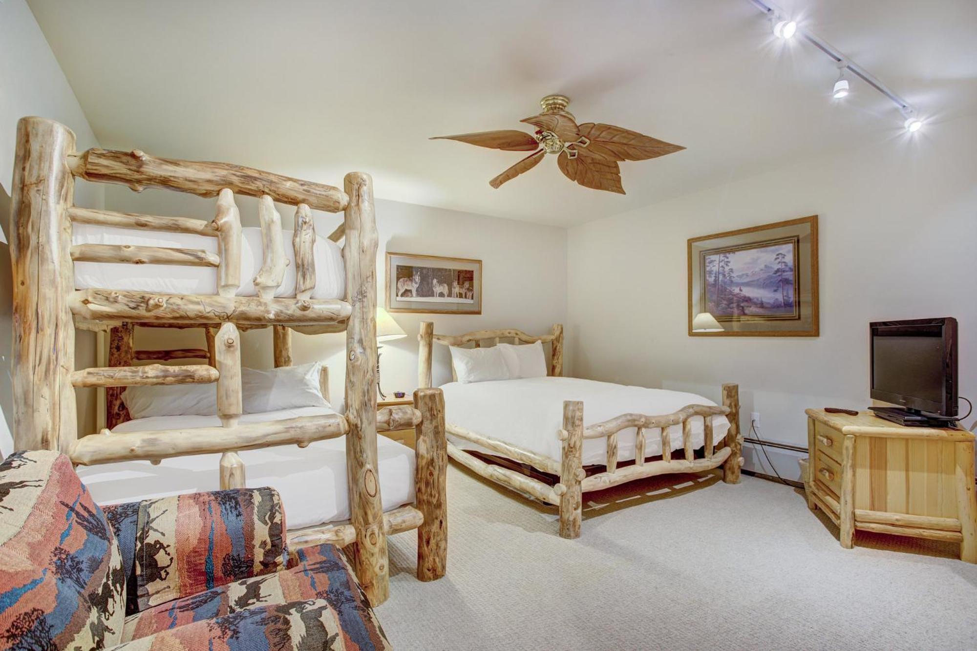 אבון Elkhorn Lodge מראה חיצוני תמונה